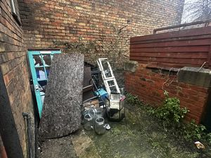 Photo 8- click for photo gallery